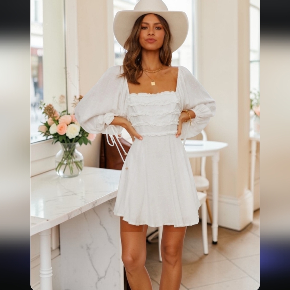 NWT Hello Molly Full Sleeve White Square-Neck Mini Dress Size-M